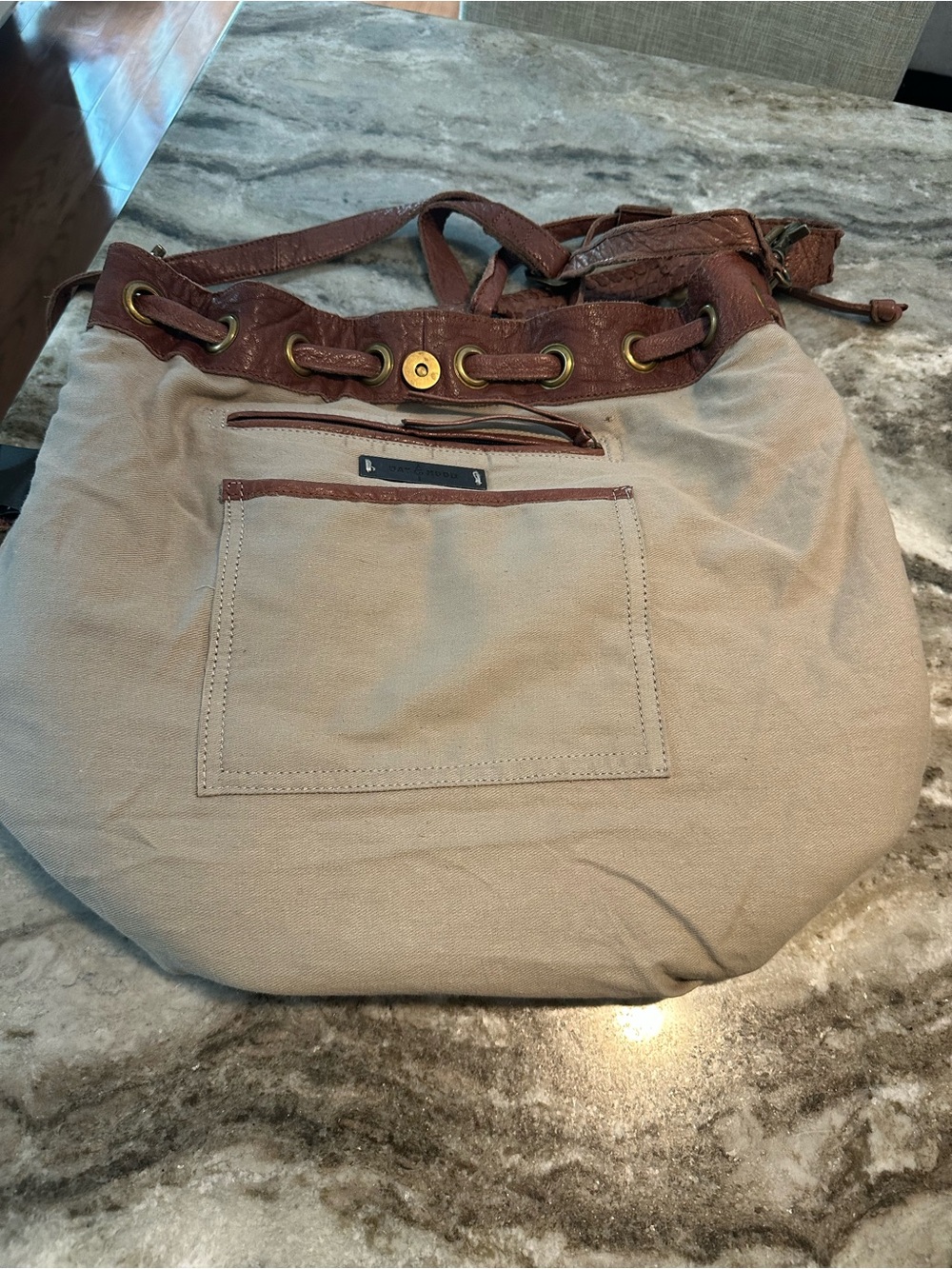 Day & Mood Stylish Olive Green and Dusty Rose Leather Handbags - Picture 10 of 16
